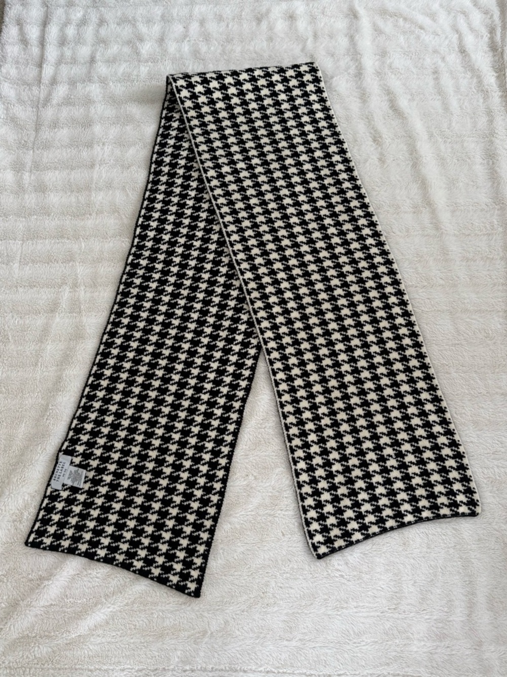 Brunette The Label Black and White Houndstooth Scarf